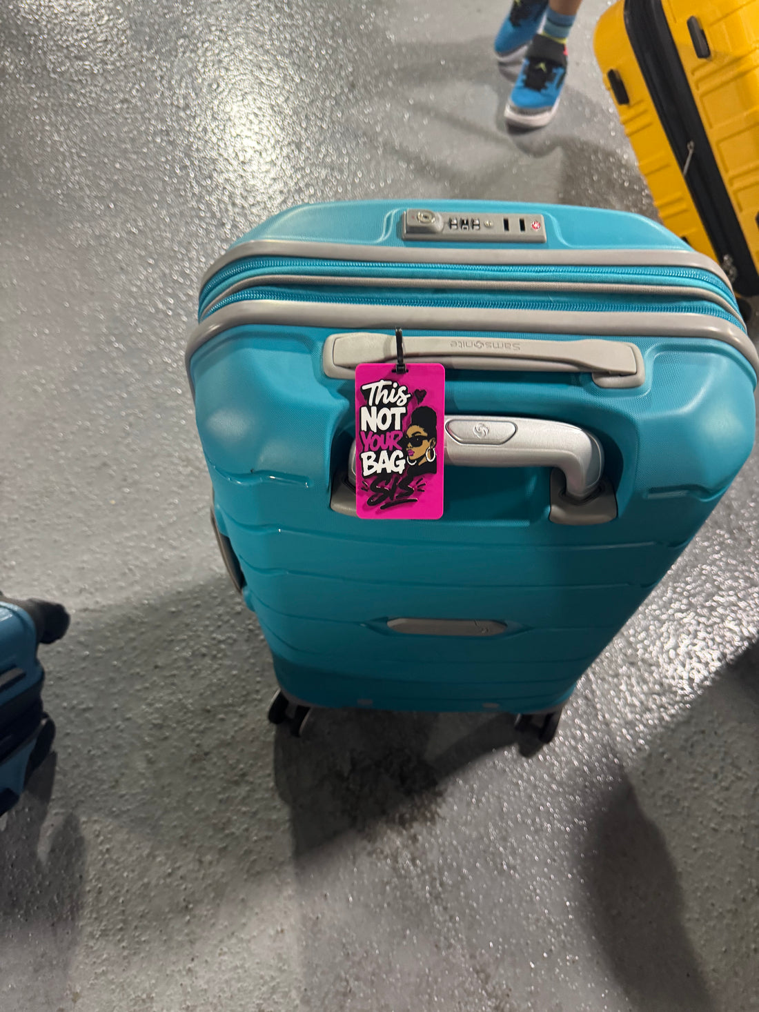 Not Your Bag Sis - Luggage Tag