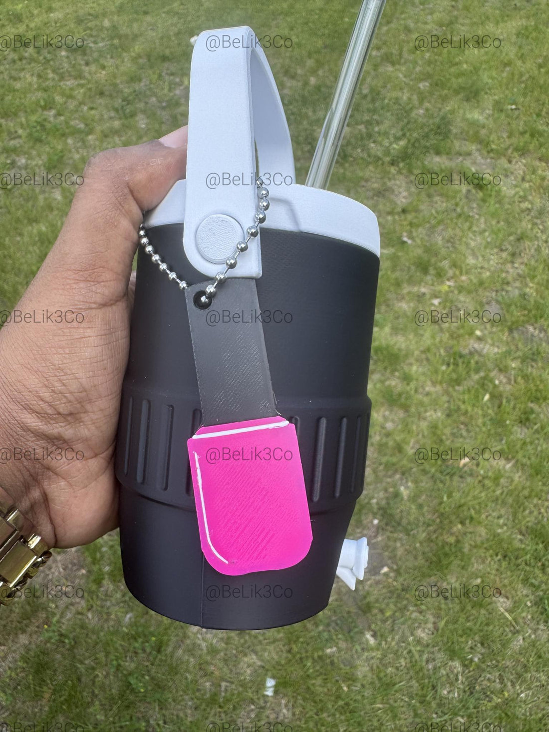 Nail Saver Can Opener, Protects Manicures, Soda Pop Tab Opener image 1